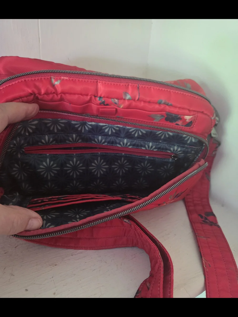 lug trolley crossbody